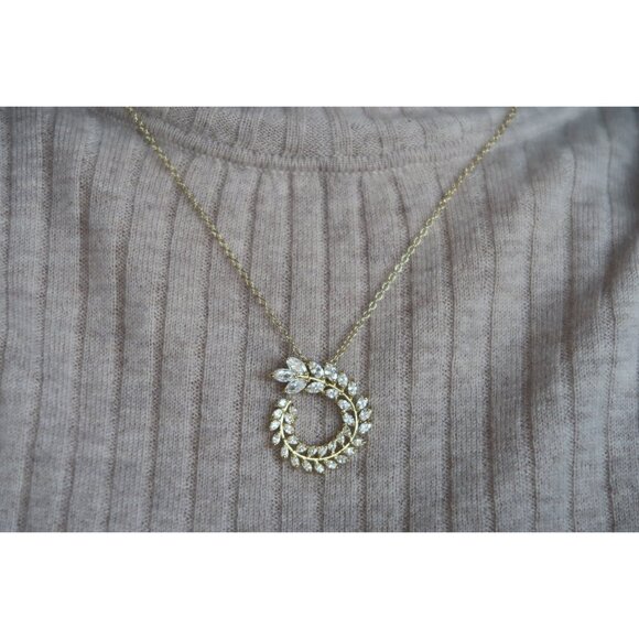 Diamond CZ Wreath Necklace, Dainty Cubic Zirconia Olive Branch Necklace - Picture 3 of 8
